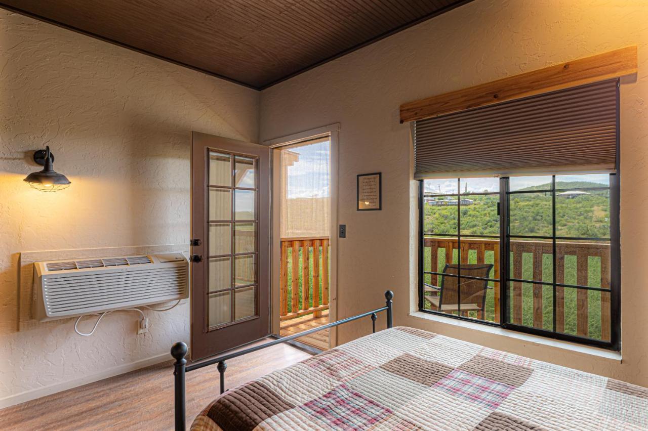 -Pet Friendly- Miners Cabin #6 - King Bed With Private Balcony Tombstone Ngoại thất bức ảnh