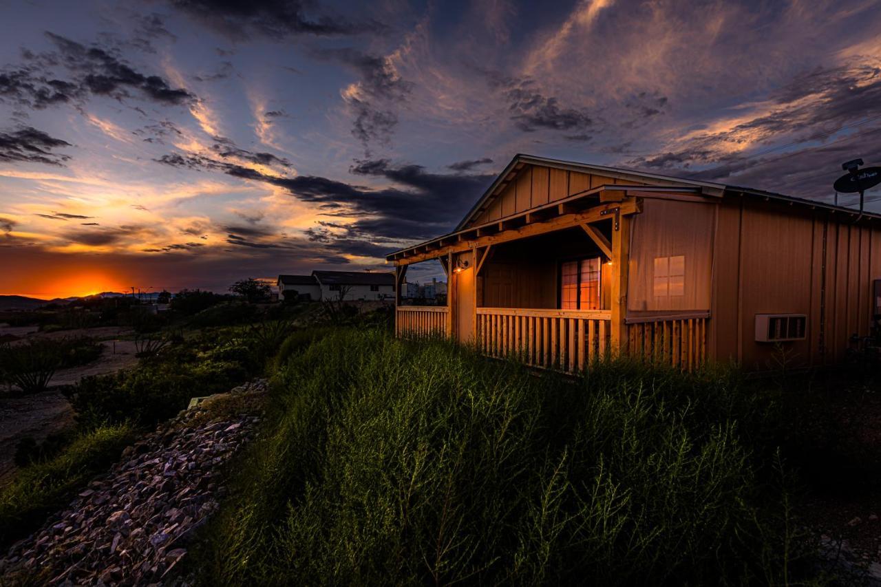 -Pet Friendly- Miners Cabin #6 - King Bed With Private Balcony Tombstone Ngoại thất bức ảnh